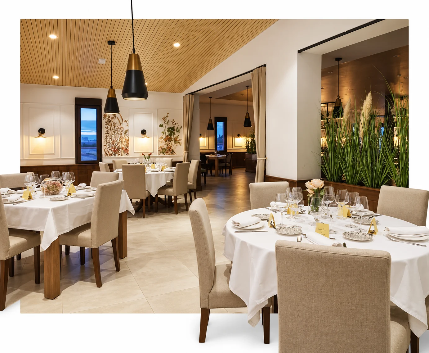 La salle du restaurant Latarce dressée pour le service